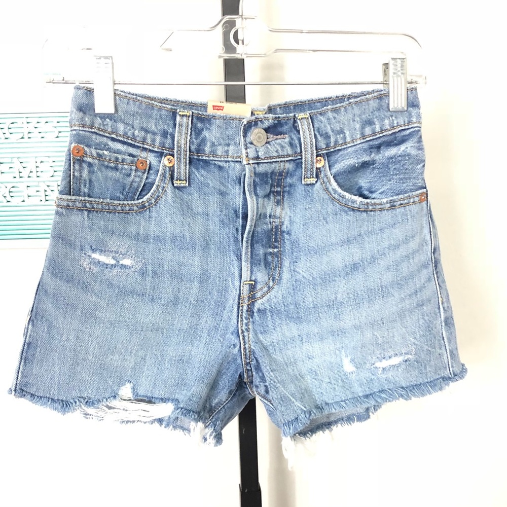 Levi’s Wedgie Short Short Wedgie Cutoffs NWT 382 - Picture 3 of 8